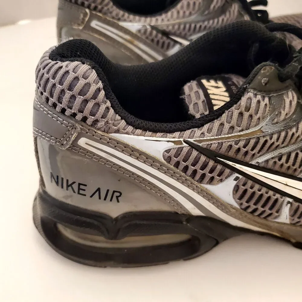 Men's Size 8- Nike Air Max Torch 4 Cool Grey Athletic Sneakers, Black